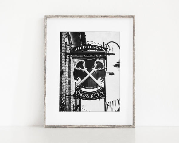 Lisa Russo Fine Art York England | Cross Keys Pub Sign