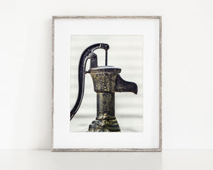 Rustic Black Vertical Pitcher Pump Wall Decor - Bathroom Kitchen Laundry Room