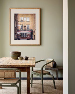 Lisa Russo Fine Art Travel Photography Lamb & Flag Pub London Wall Art | Color or Black & White Photography Print