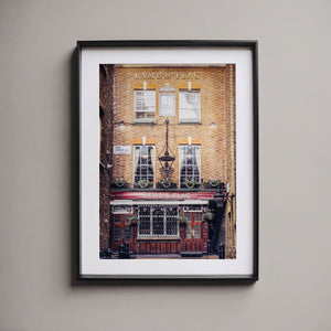 Lisa Russo Fine Art Travel Photography Lamb & Flag Pub London Wall Art | Color or Black & White Photography Print