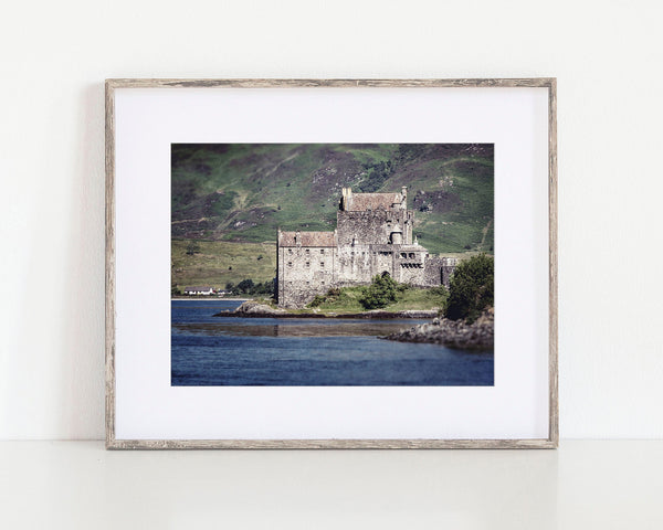 Scotland Landscape Print - Eilean Donan Castle on Loch Duich